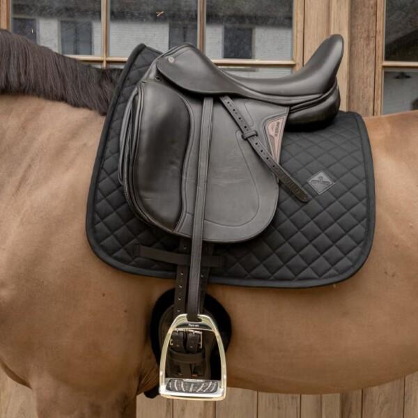 Kentucky Skin Friendly Full Sheepskin Satulahuopa Musta