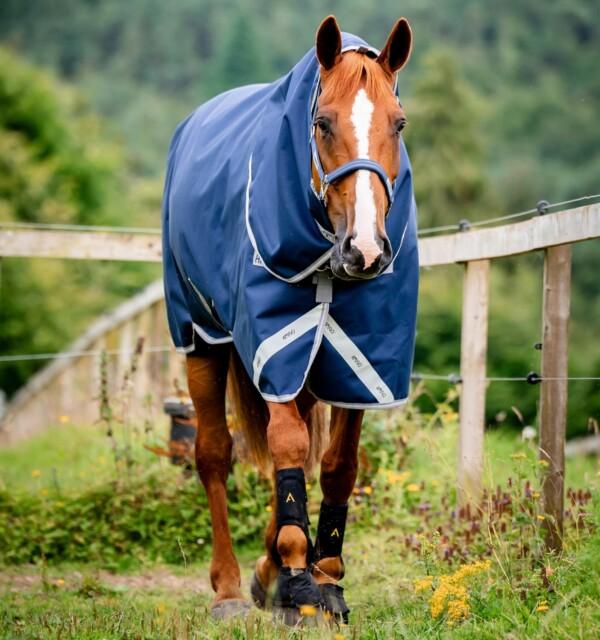 HORSEWARE AMIGO 1200D PLUS TURNOUT 50g LOIMI